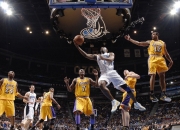 开云APP-足球与速度的跨界狂想，迪巴拉F1街道赛接管，尤文一波流席卷卡塔尔