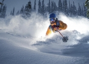 开云官网-巴斯托尼展现巨星价值，摩纳哥鏖战罗马—现代足球的战术博弈与个人英雄主义